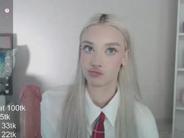 Chaturbate Sex Cam of vickyfuckingdoll