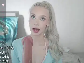 Chaturbate Nude Webcam of vickyfuckingdoll