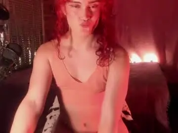 Chaturbate Nude Webcam of angelina_rouse12