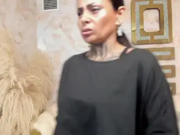 Chaturbate Live Sex Cam of hanna_slut