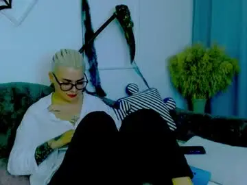 Chaturbate Sex Chat of naughty_kittyy1