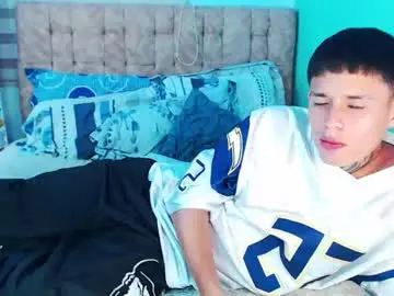 Chaturbate Adult Video Chat of _justinmoon2