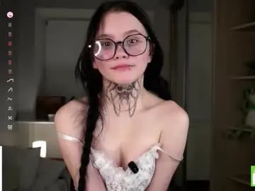 Chaturbate Live Porn of sweetyoops