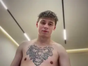 Chaturbate Free Porn Cam of tyler_garrner