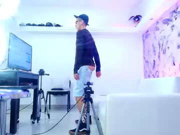 Chaturbate Sex Chat of dustindollin_
