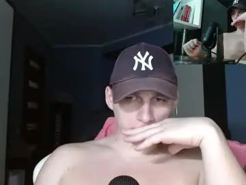 Chaturbate Live Sex Cam of poliglotjoe