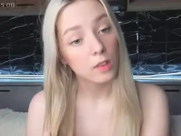 Chaturbate Adult Webcams of peek_in_my_window