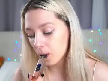 Chaturbate Sex Cam of peek_in_my_window