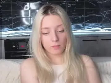 Chaturbate Watch Live Sex Cams of peek_in_my_window