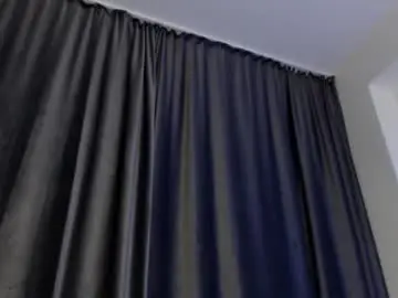 Chaturbate Live Sex Cam of reinakyliee