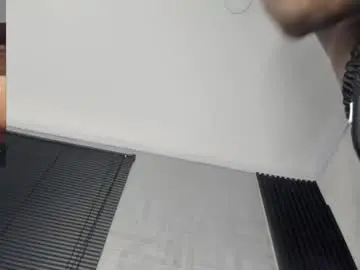 Chaturbate Sex Cam of candresruiz