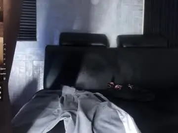 Chaturbate Nude Webcam of candresruiz