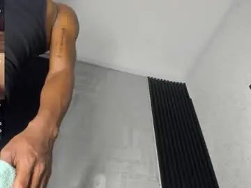 Chaturbate Live Porn of candresruiz