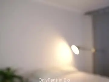 Chaturbate Free Live Porn of emmiemurray