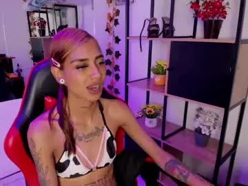 Chaturbate Free Porn Cam of karlaslutskinny__