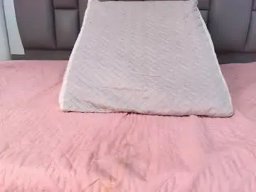 Chaturbate Live Sex of kissme_luna