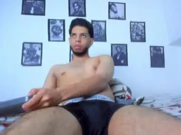 Chaturbate Nude Webcam of mathews_19