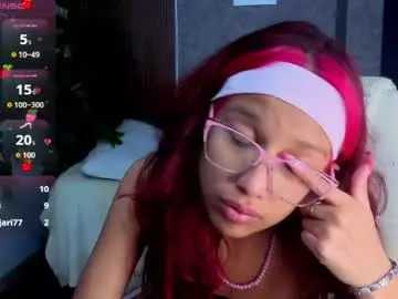 Chaturbate Live Sex of saphiire_