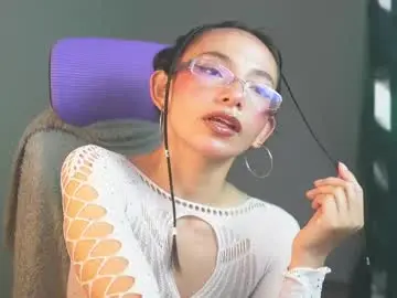 Chaturbate Adult Webcam of aura_moon_