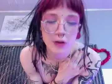 Chaturbate Live Sex Cam of bathory_vamps