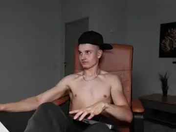 Chaturbate Best live sex cam show of eric_poston