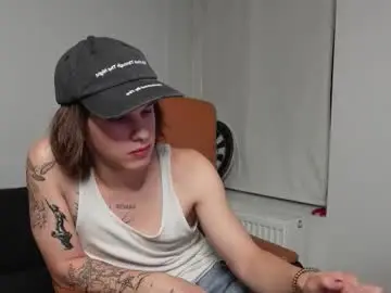 Chaturbate Watch Live Sex Cams of eric_poston