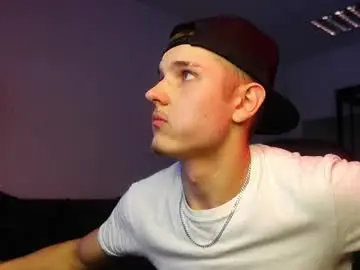 Chaturbate Watch Live Sex Cams of eric_poston