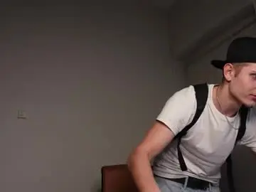 Chaturbate Free Live Porn of eric_poston