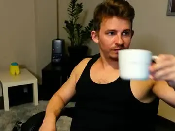 Chaturbate Live Sex Cam of eric_poston