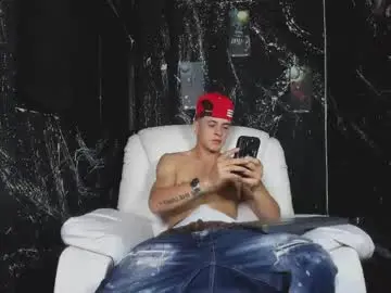 Chaturbate Live Sex of juniormorris_