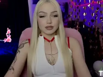 Chaturbate Live Sex Cam of linalirian