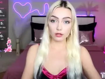 Chaturbate Live Sex Cam of linalirian