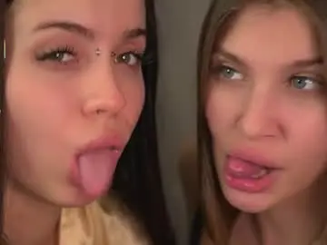 Chaturbate Nude Webcam of vivid_girls