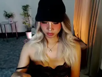 Chaturbate Best live sex cam show of zelainalovetocum