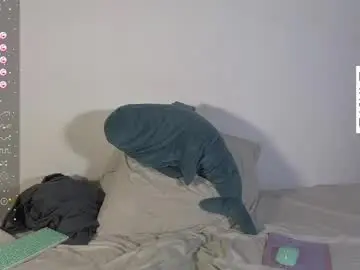 Chaturbate Live Sex Cam of forever_eren