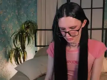 Chaturbate Sex Cam of kira_long