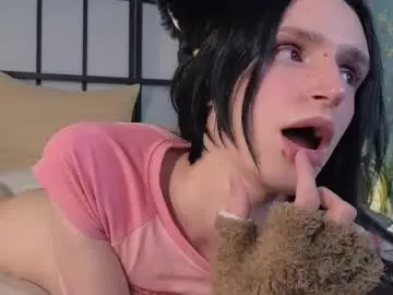 Chaturbate Sex Cam of kira_long