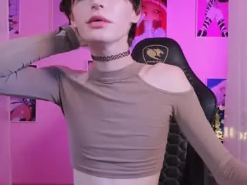Chaturbate Live Sex Cam of kira_long