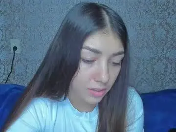 Chaturbate Live Sex Cam of mira_bloempje