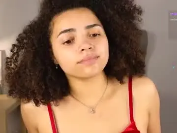 Chaturbate Watch Live Sex Cams of twistlatte