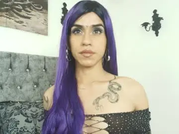 Chaturbate Live Porn of bella_poisonous