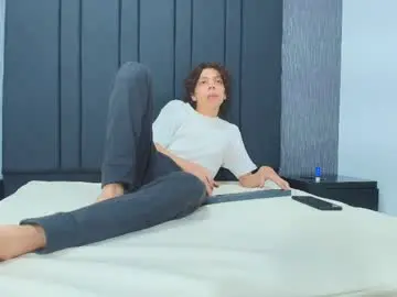 Chaturbate Nude Webcam of marvin_macalan