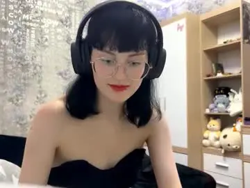 Chaturbate Live Sex Cam of dodiebabikian