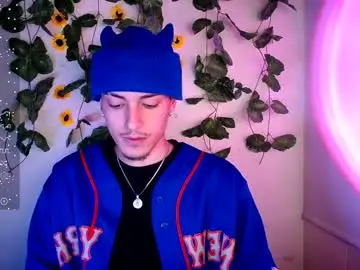 Chaturbate Live Sex Cam of johan_parker222
