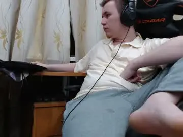 Chaturbate Live Sex Cam of iliaskrisloveee