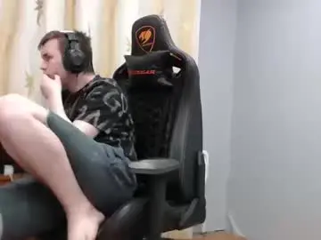 Chaturbate Live Sex Cam of iliaskrisloveee