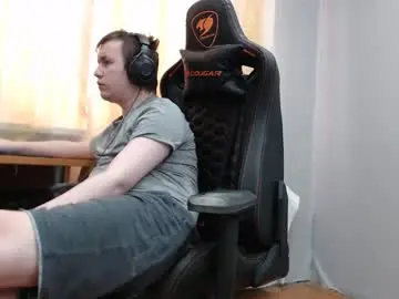 Chaturbate Adult Webcam of iliaskrisloveee