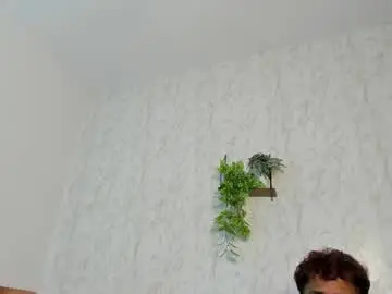 Chaturbate Watch Live Sex Cams of boys_hotparty