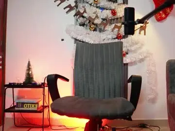 Chaturbate Live Sex Cam of dante_gold