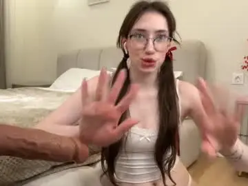 Chaturbate Free Porn Cam of kellyberry__